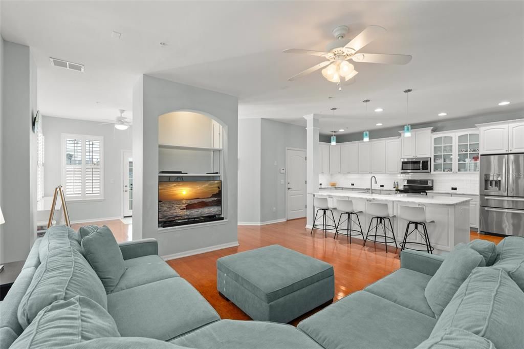 待售: $1,140,000 (4 贝兹, 3 浴室, 2518 平方英尺)