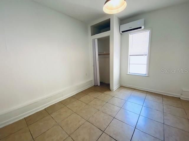 Active With Contract: $2,500 (4 beds, 2 baths, 1348 Square Feet)