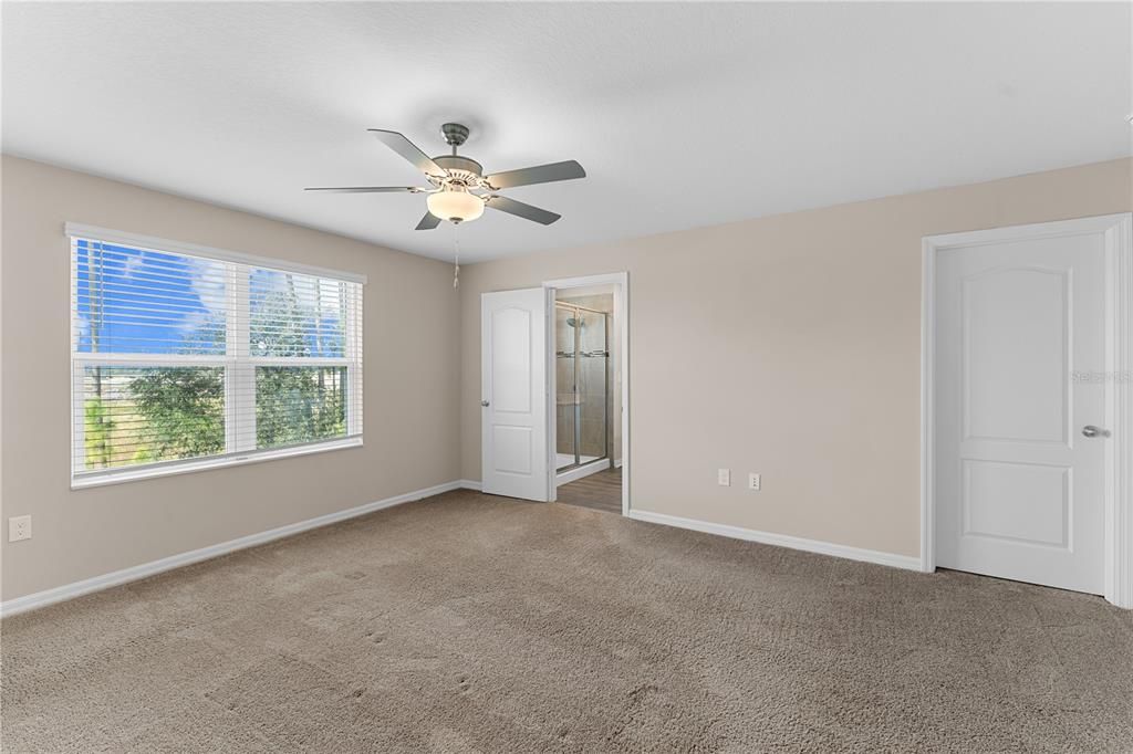 For Rent: $2,300 (3 beds, 2 baths, 1856 Square Feet)