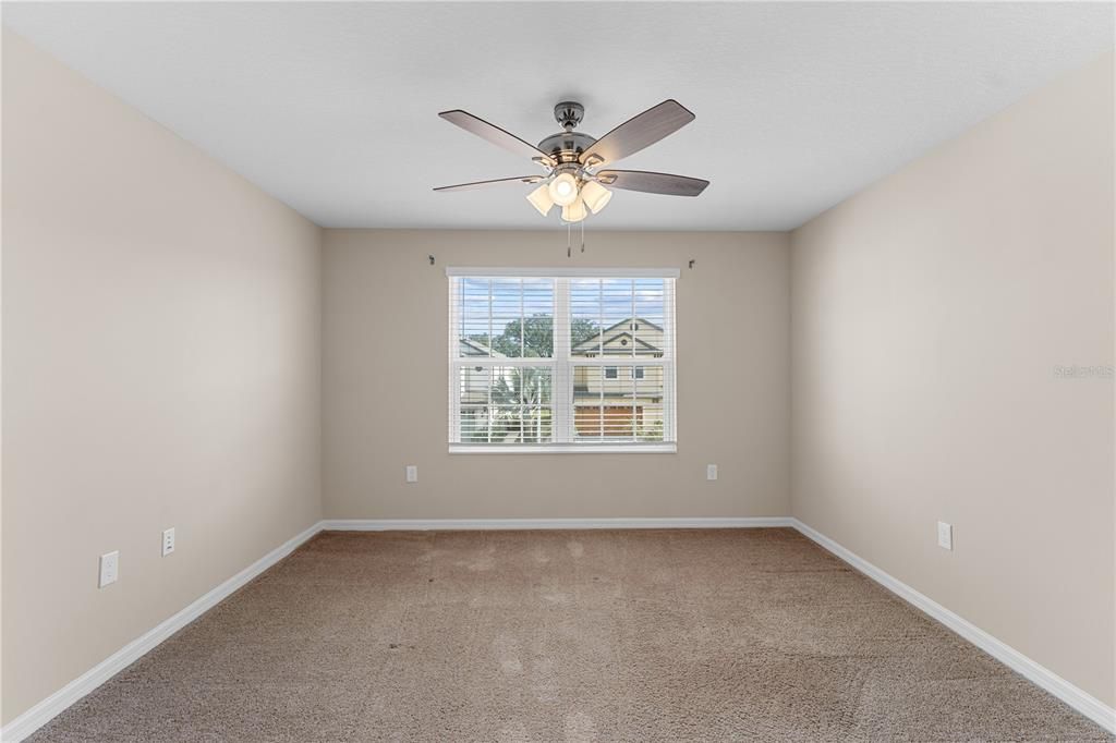 For Rent: $2,300 (3 beds, 2 baths, 1856 Square Feet)