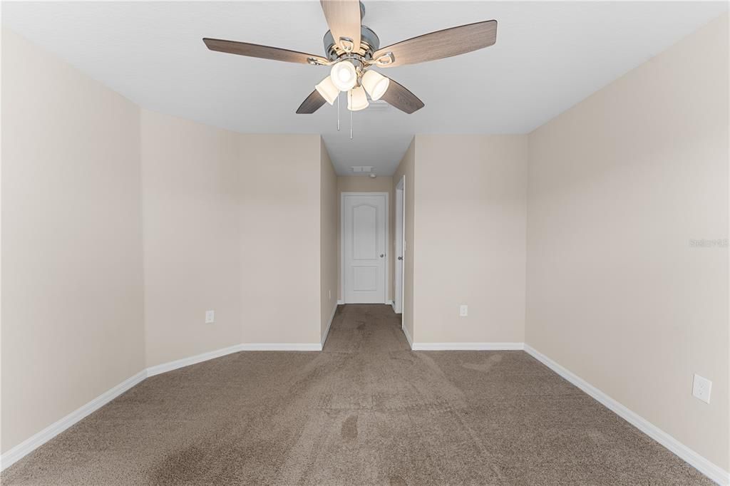 For Rent: $2,300 (3 beds, 2 baths, 1856 Square Feet)