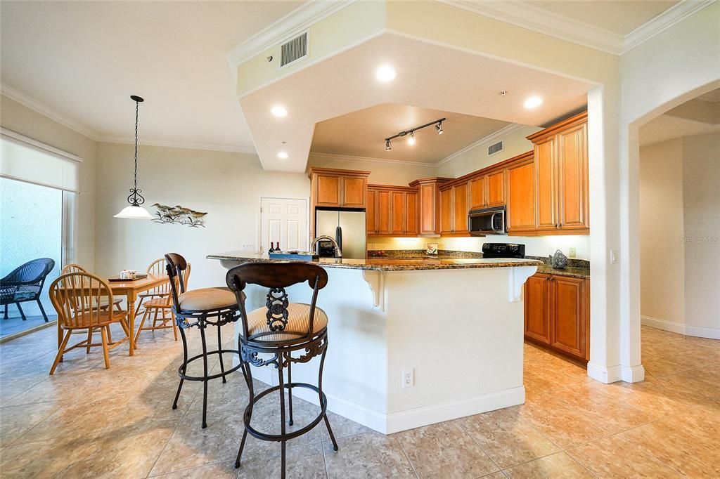 For Sale: $365,000 (3 beds, 2 baths, 1872 Square Feet)