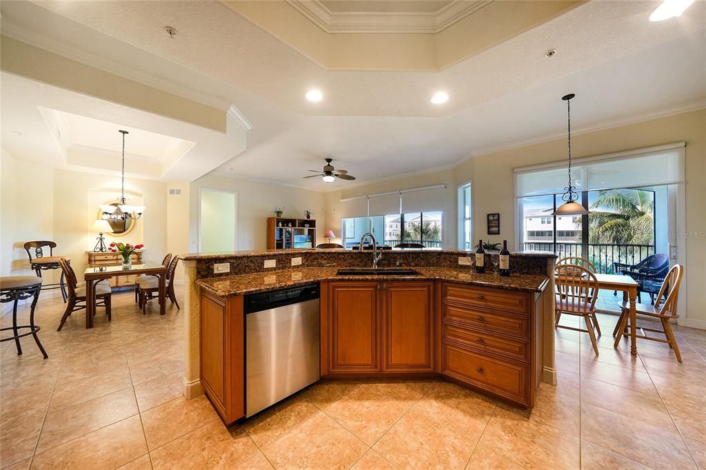 For Sale: $365,000 (3 beds, 2 baths, 1872 Square Feet)