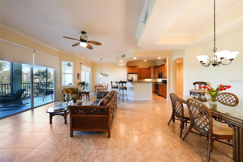 For Sale: $365,000 (3 beds, 2 baths, 1872 Square Feet)