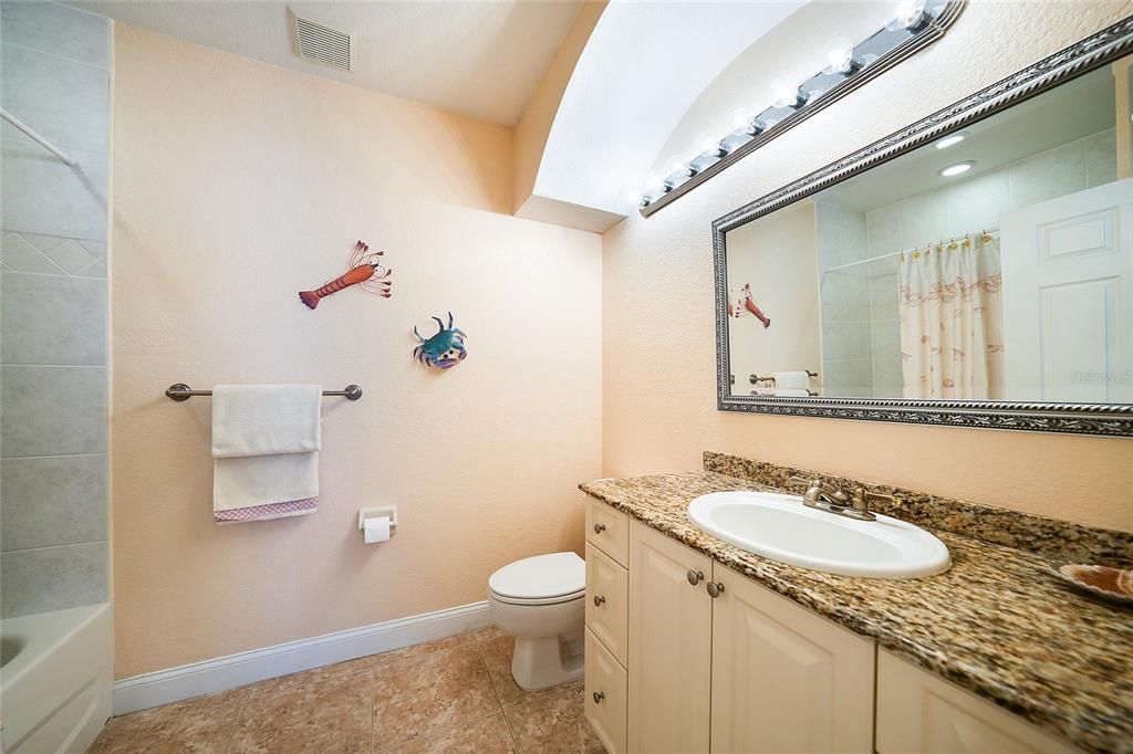 For Sale: $365,000 (3 beds, 2 baths, 1872 Square Feet)