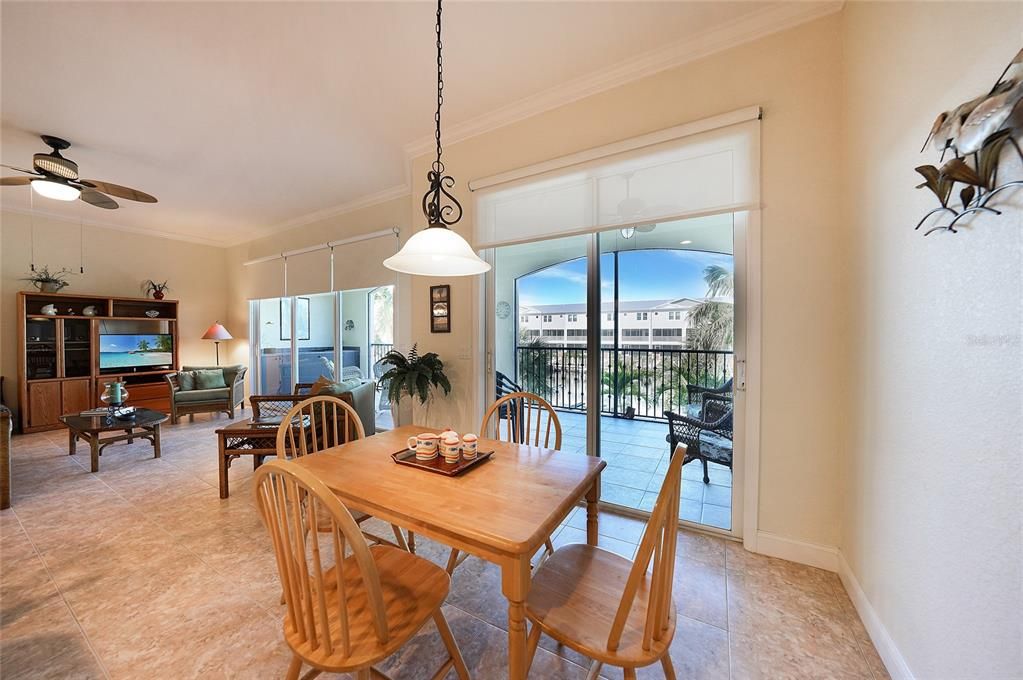 For Sale: $365,000 (3 beds, 2 baths, 1872 Square Feet)