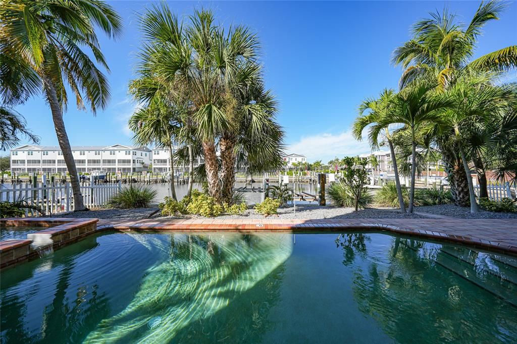 For Sale: $365,000 (3 beds, 2 baths, 1872 Square Feet)