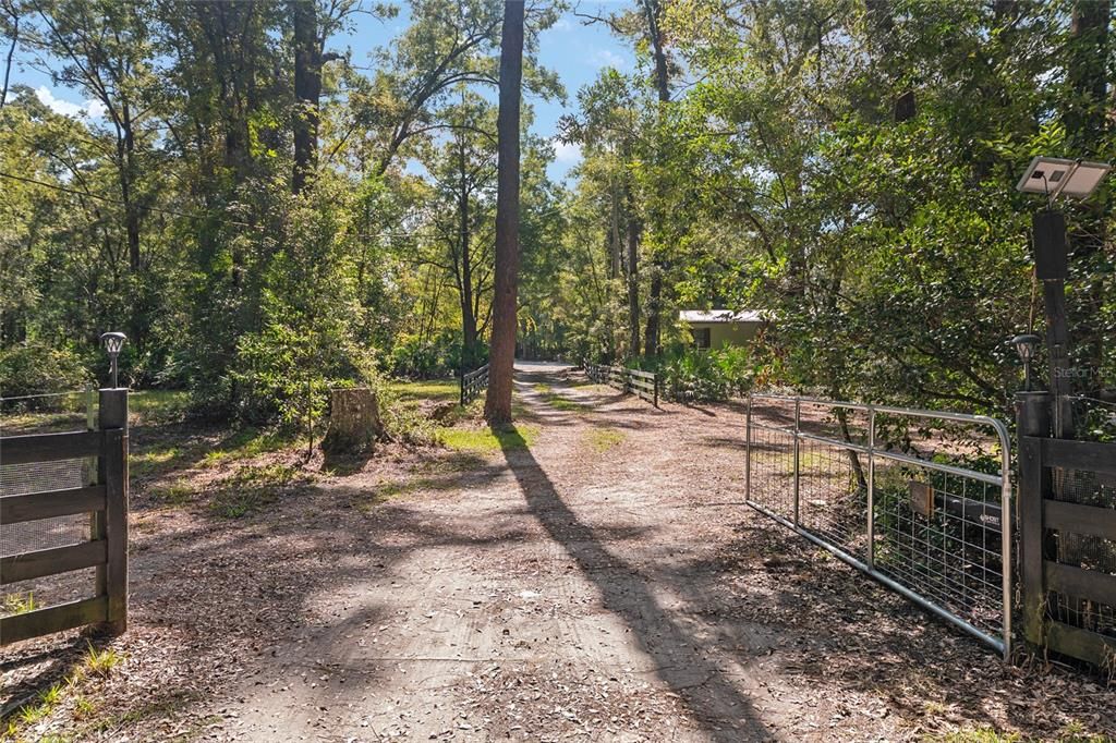 En Venta: $337,500 (3 camas, 2 baños, 1404 Pies cuadrados)