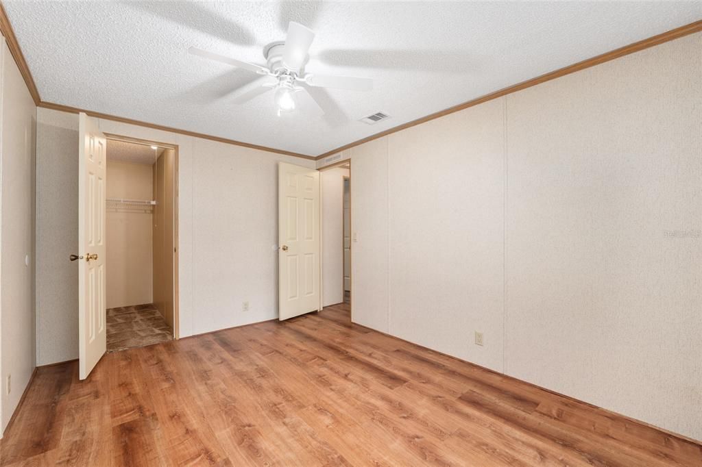 En Venta: $337,500 (3 camas, 2 baños, 1404 Pies cuadrados)