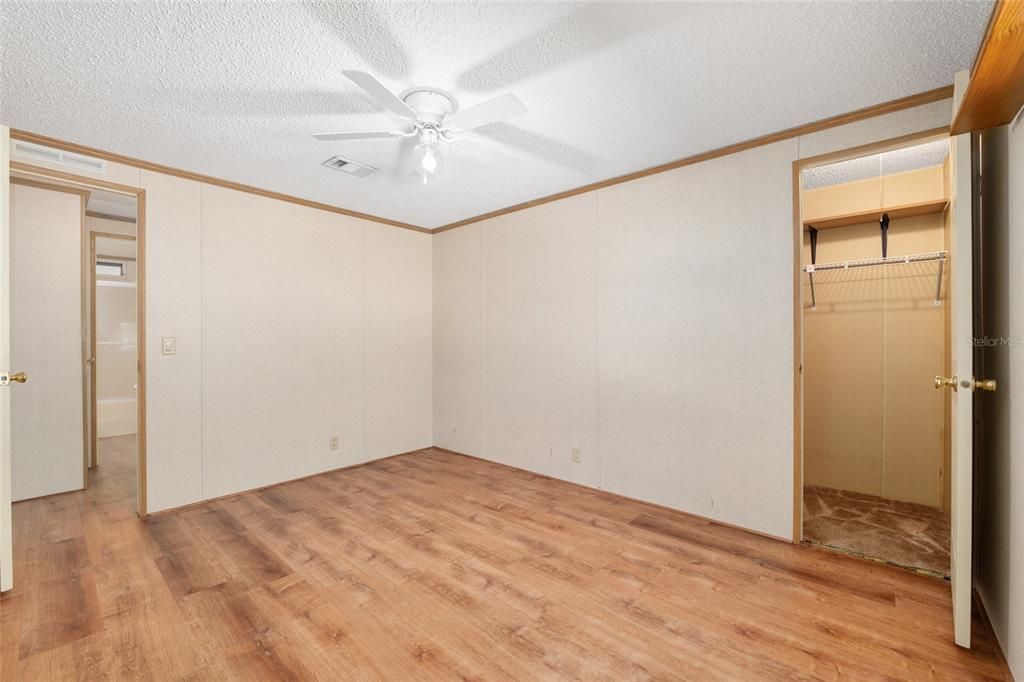 En Venta: $337,500 (3 camas, 2 baños, 1404 Pies cuadrados)