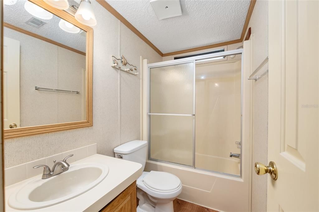 En Venta: $337,500 (3 camas, 2 baños, 1404 Pies cuadrados)