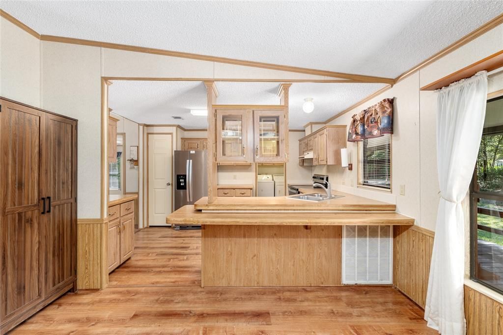 En Venta: $337,500 (3 camas, 2 baños, 1404 Pies cuadrados)