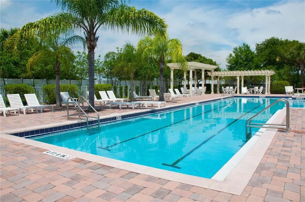 En Renta: $2,650 (4 camas, 2 baños, 1901 Pies cuadrados)