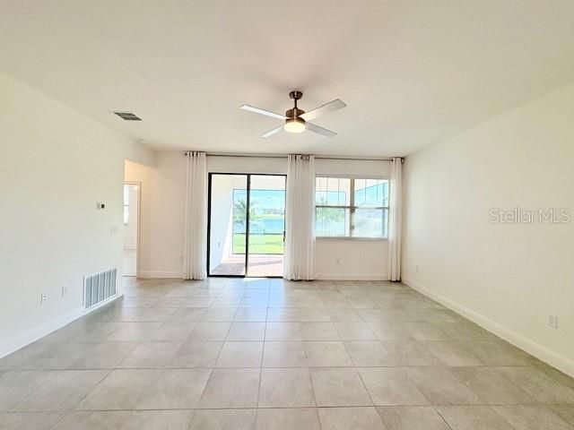 En Renta: $2,650 (4 camas, 2 baños, 1901 Pies cuadrados)