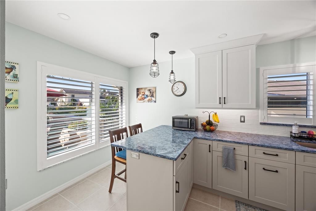 En Venta: $382,500 (2 camas, 2 baños, 1573 Pies cuadrados)