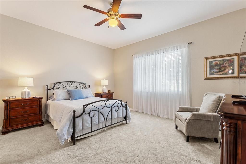 En Venta: $327,500 (3 camas, 2 baños, 1948 Pies cuadrados)