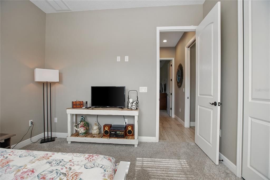 待售: $774,900 (3 贝兹, 2 浴室, 2343 平方英尺)