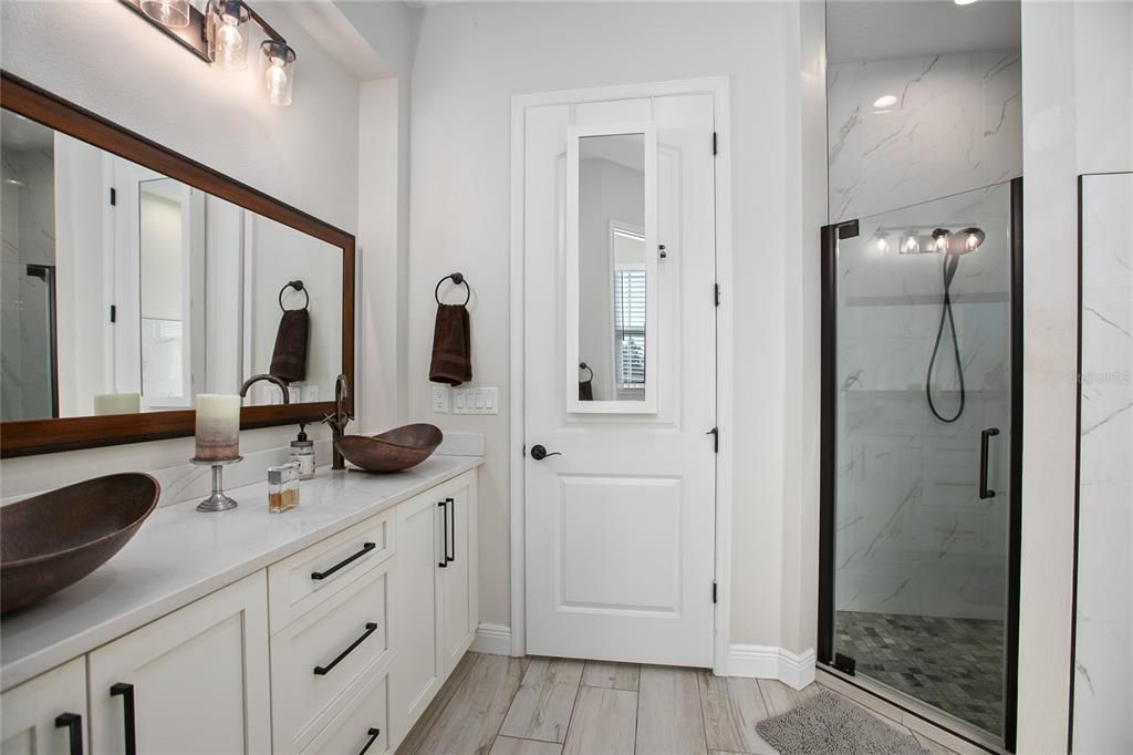 待售: $774,900 (3 贝兹, 2 浴室, 2343 平方英尺)