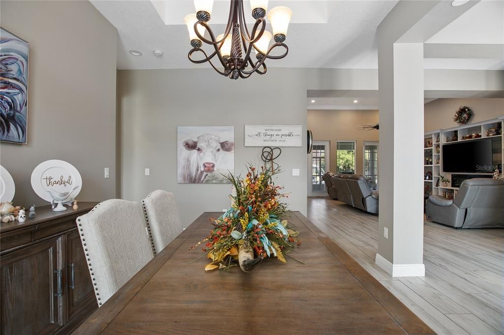 待售: $774,900 (3 贝兹, 2 浴室, 2343 平方英尺)