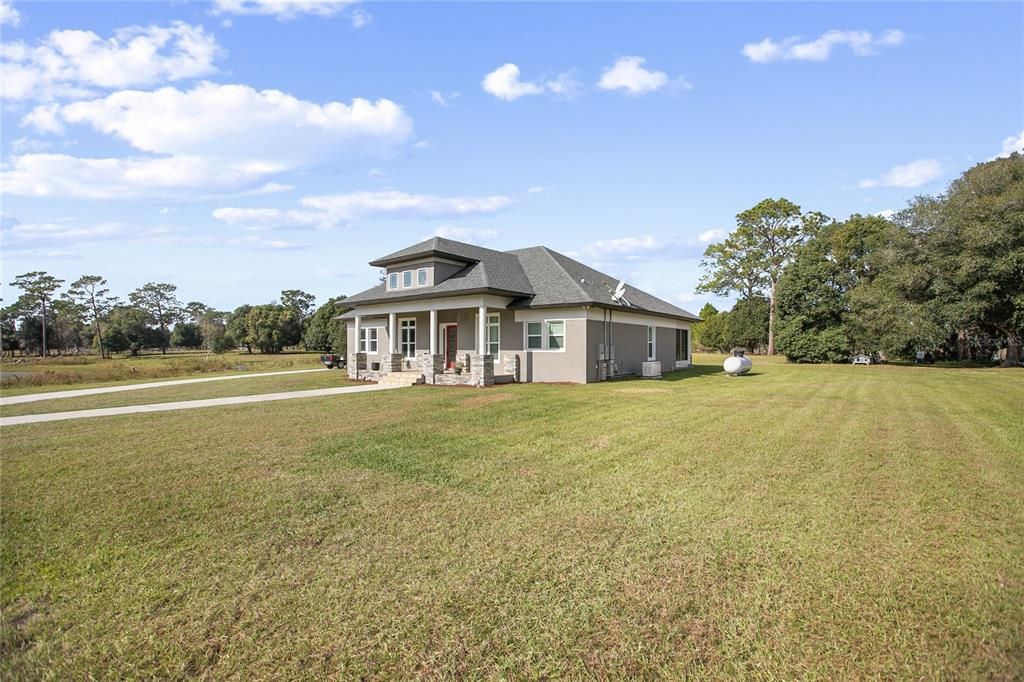 待售: $774,900 (3 贝兹, 2 浴室, 2343 平方英尺)