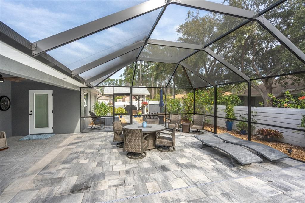 For Sale: $510,000 (4 beds, 2 baths, 2205 Square Feet)