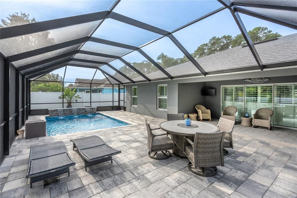 For Sale: $510,000 (4 beds, 2 baths, 2205 Square Feet)