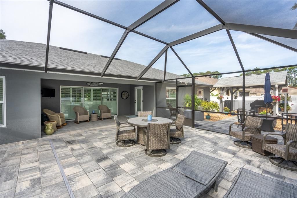 For Sale: $510,000 (4 beds, 2 baths, 2205 Square Feet)