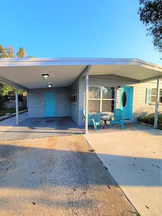 For Rent: $1,900 (3 beds, 1 baths, 1121 Square Feet)