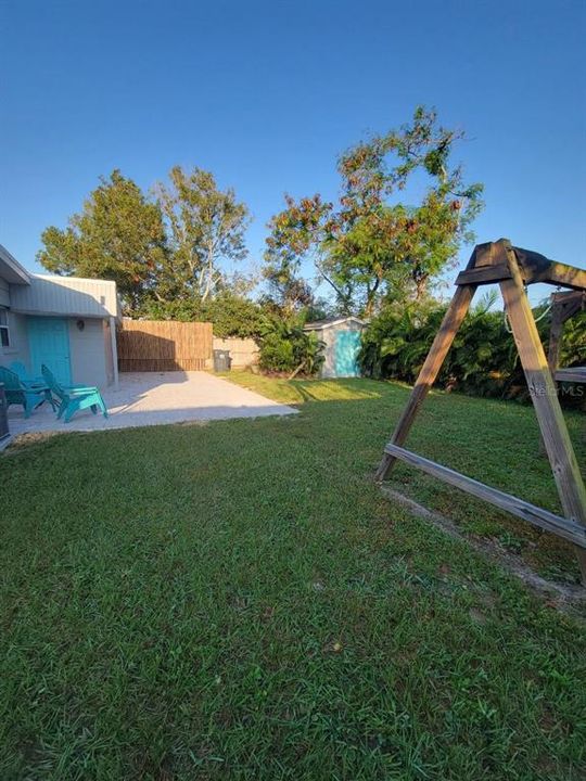 For Rent: $1,900 (3 beds, 1 baths, 1121 Square Feet)