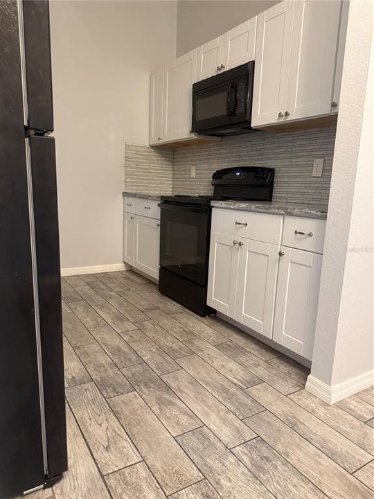 For Rent: $1,650 (2 beds, 2 baths, 1325 Square Feet)