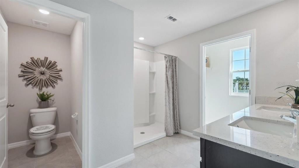 Active With Contract: $359,990 (5 beds, 3 baths, 2605 Square Feet)