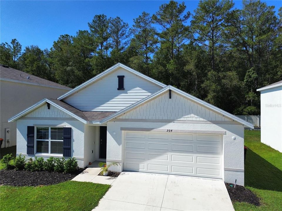 En Renta: $2,200 (4 camas, 2 baños, 1827 Pies cuadrados)