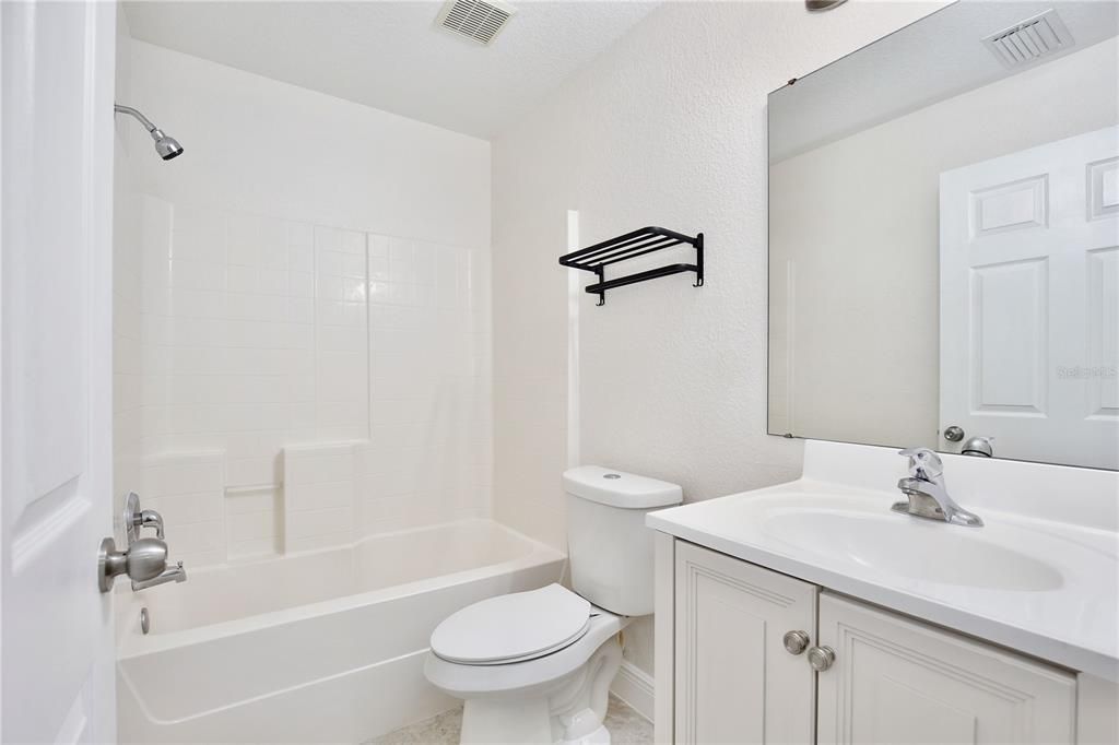 Active With Contract: $1,795 (3 beds, 2 baths, 1429 Square Feet)