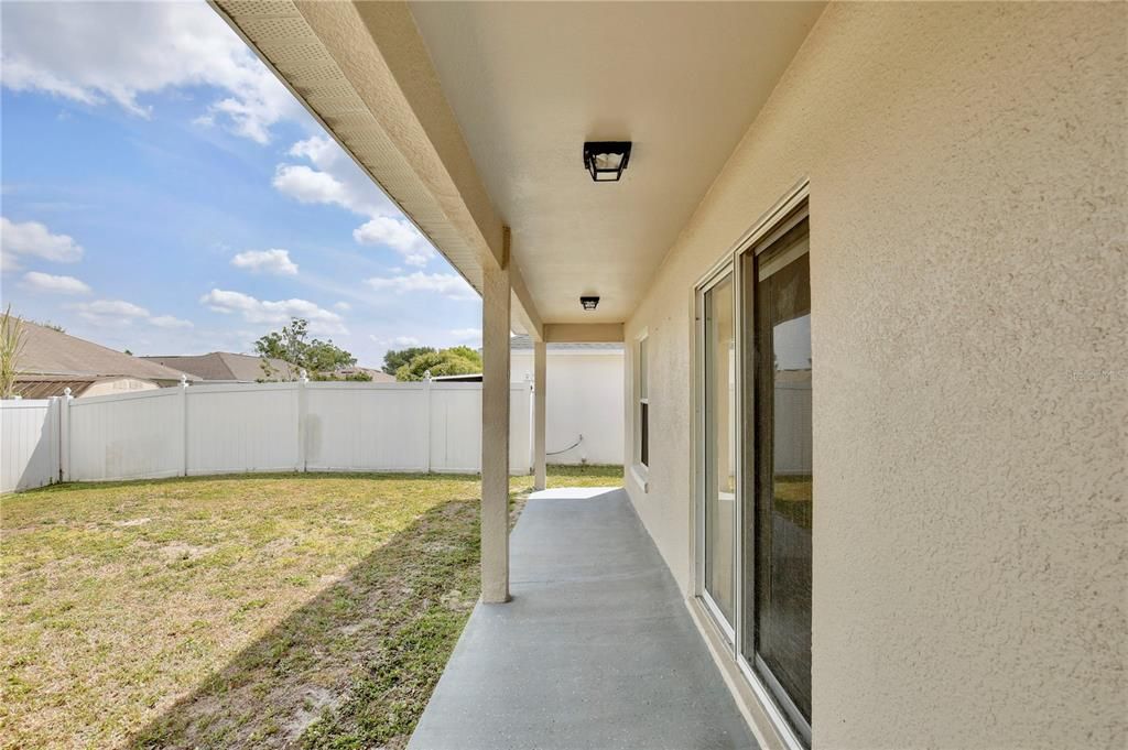 Active With Contract: $1,795 (3 beds, 2 baths, 1429 Square Feet)