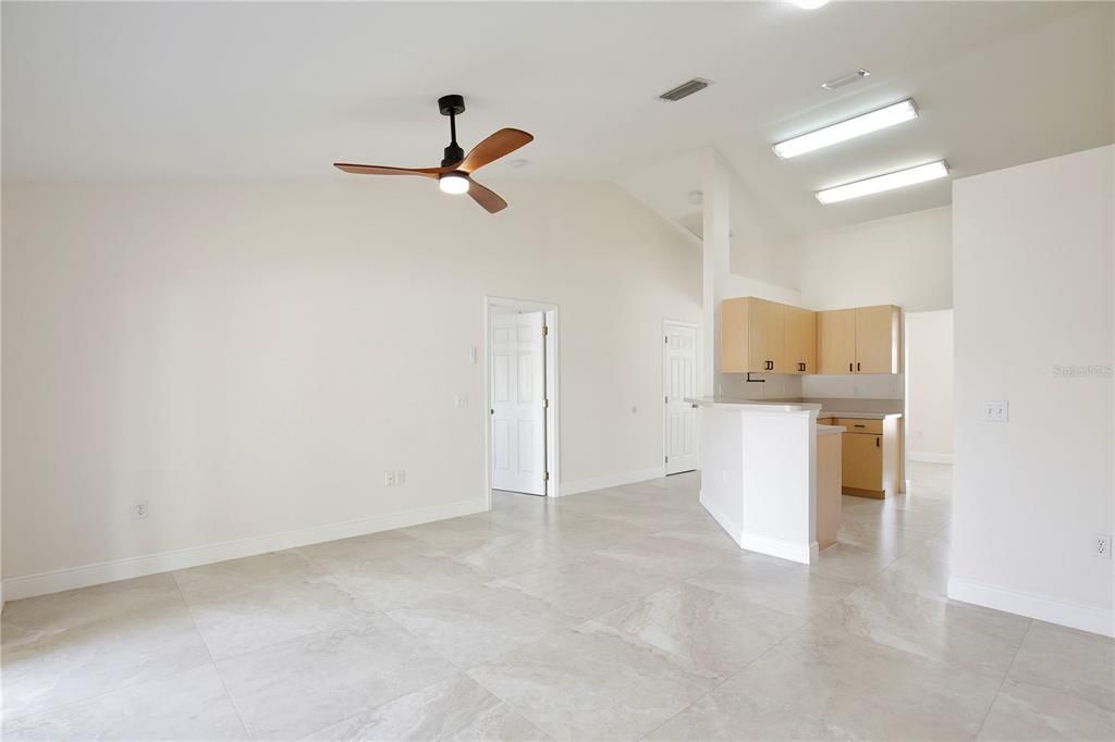Active With Contract: $1,795 (3 beds, 2 baths, 1429 Square Feet)