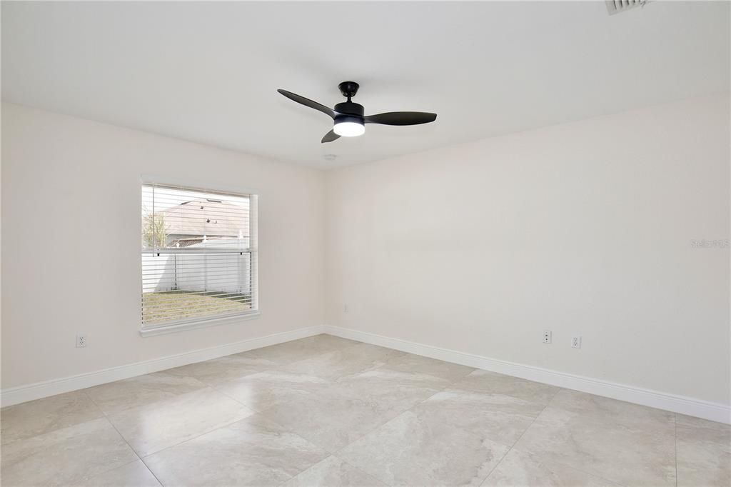 Active With Contract: $1,795 (3 beds, 2 baths, 1429 Square Feet)