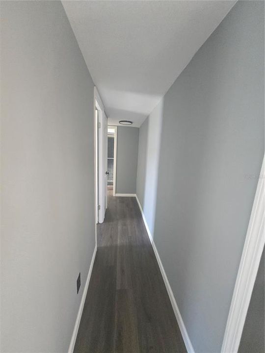 For Sale: $189,000 (3 beds, 2 baths, 924 Square Feet)