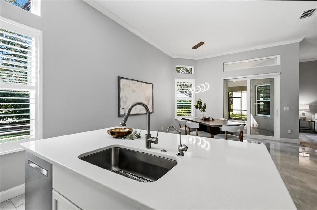 待售: $625,000 (3 贝兹, 2 浴室, 2238 平方英尺)