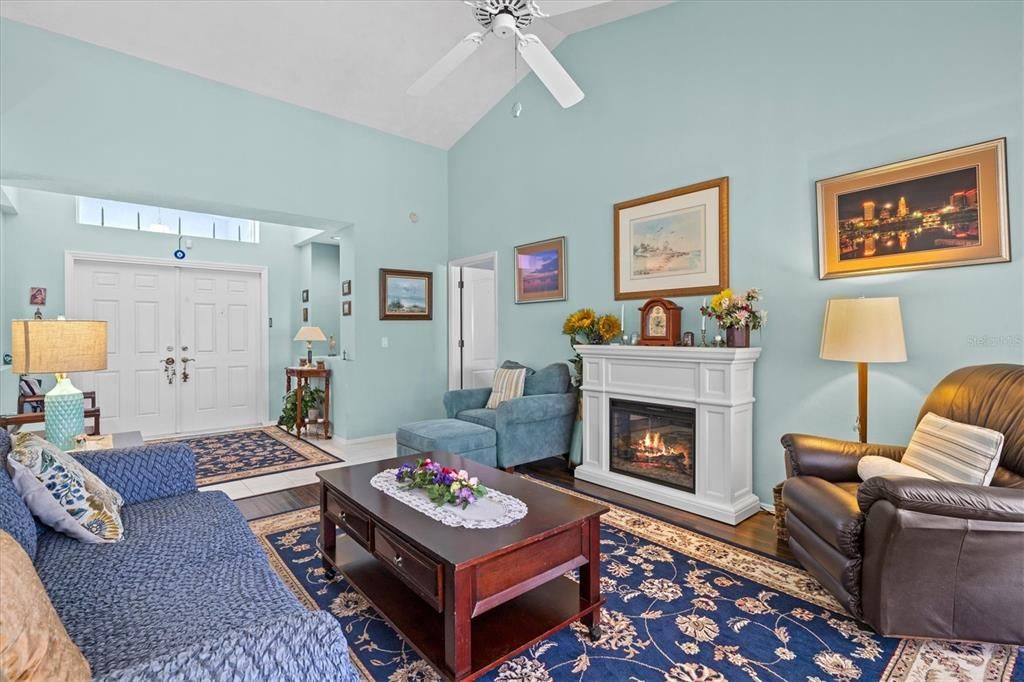 Active With Contract: $599,000 (3 beds, 2 baths, 2589 Square Feet)