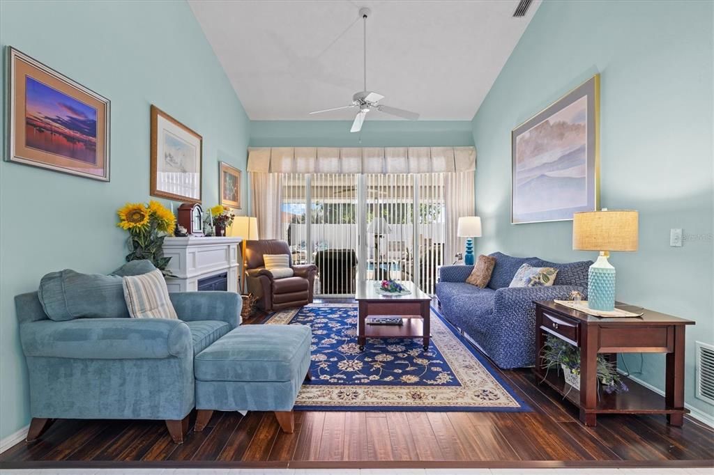 Active With Contract: $599,000 (3 beds, 2 baths, 2589 Square Feet)