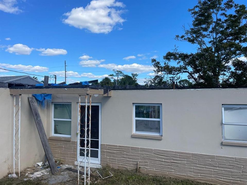 For Sale: $160,000 (3 beds, 1 baths, 1268 Square Feet)