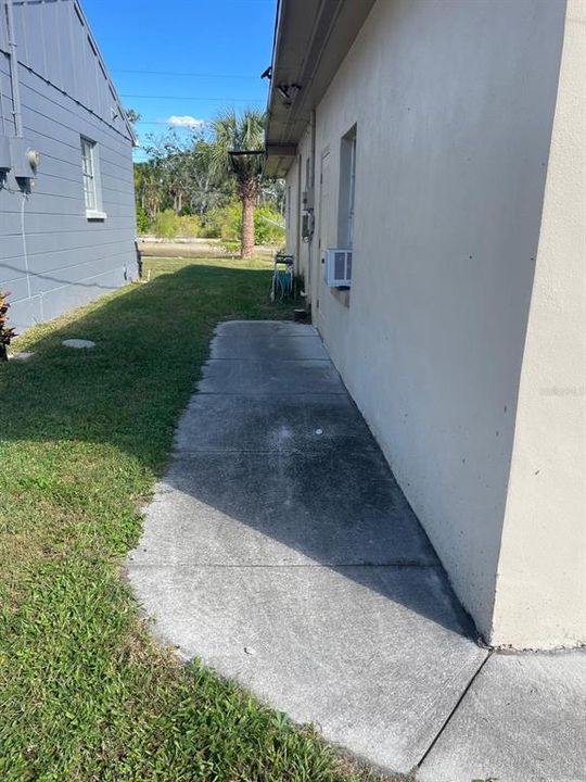 For Sale: $160,000 (3 beds, 1 baths, 1268 Square Feet)