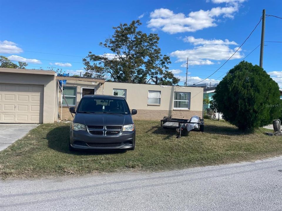 For Sale: $160,000 (3 beds, 1 baths, 1268 Square Feet)