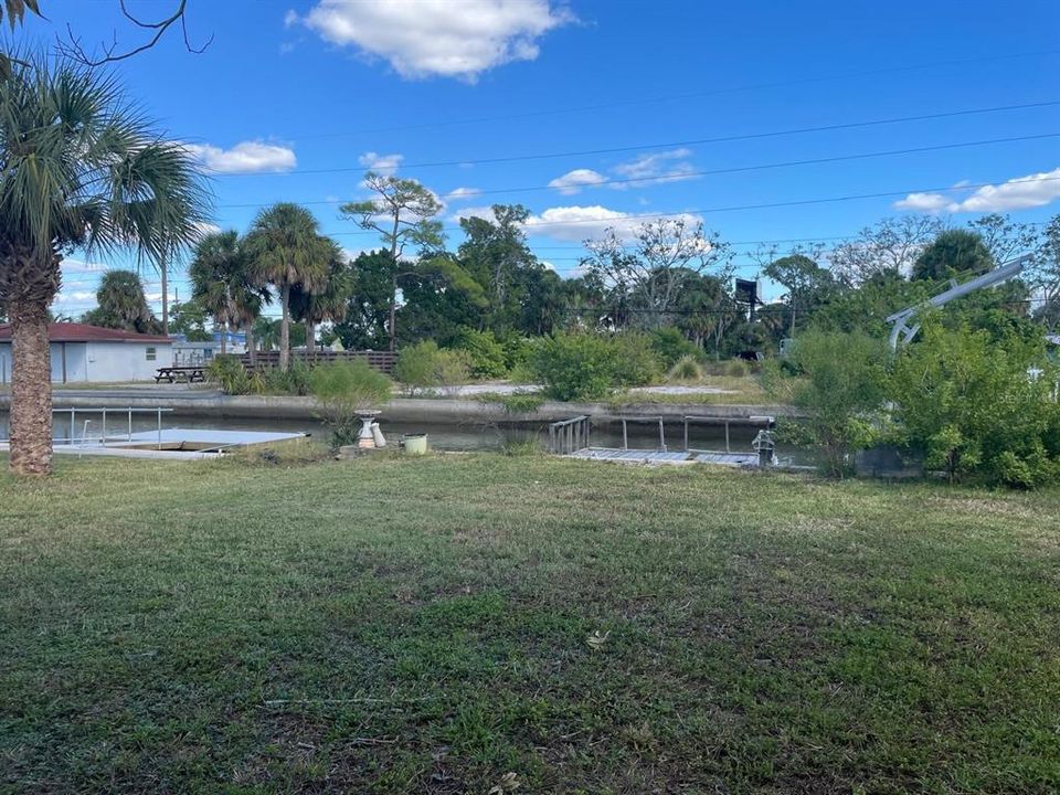 For Sale: $160,000 (3 beds, 1 baths, 1268 Square Feet)