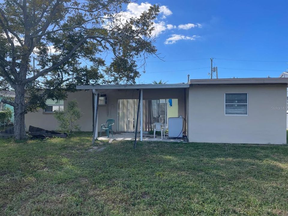 For Sale: $160,000 (3 beds, 1 baths, 1268 Square Feet)