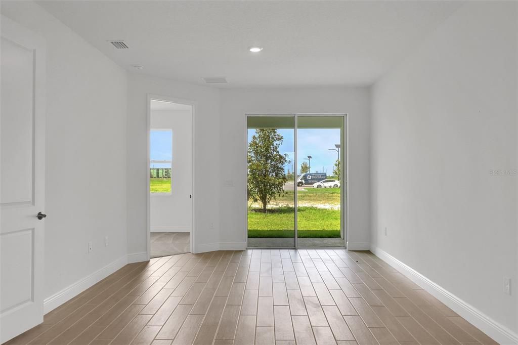 En Renta: $2,175 (3 camas, 2 baños, 1807 Pies cuadrados)