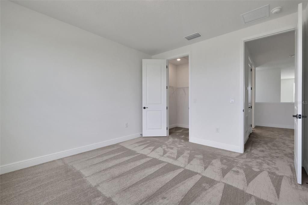 En Renta: $2,175 (3 camas, 2 baños, 1807 Pies cuadrados)