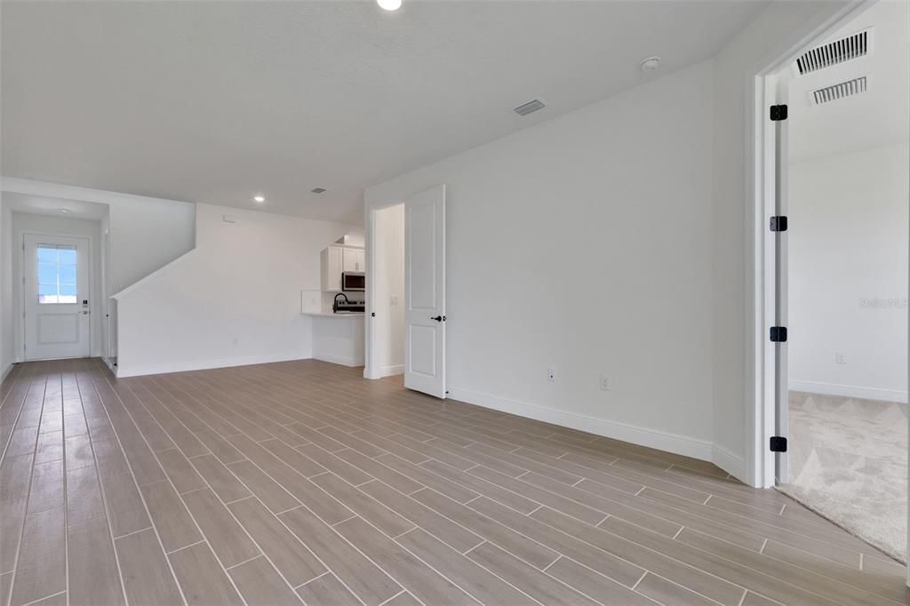 En Renta: $2,175 (3 camas, 2 baños, 1807 Pies cuadrados)