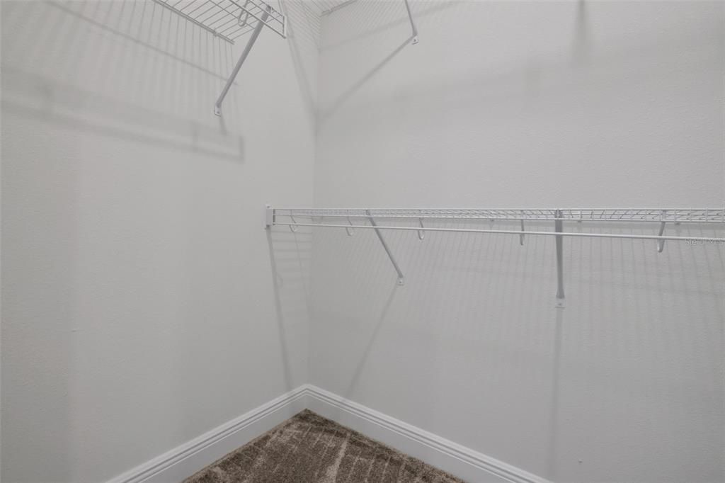 En Renta: $2,175 (3 camas, 2 baños, 1807 Pies cuadrados)