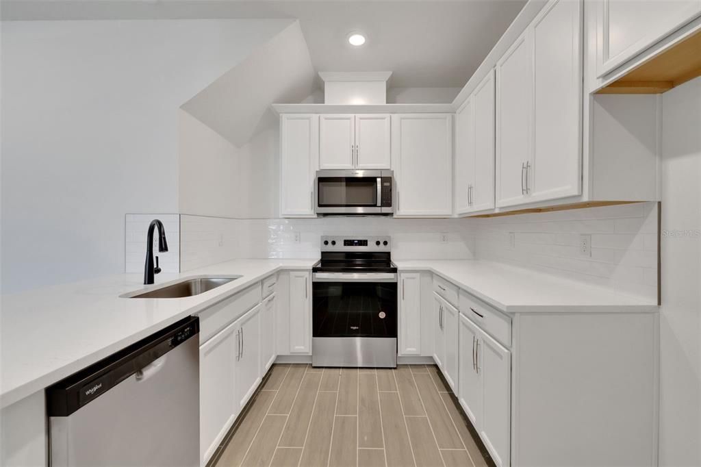 En Renta: $2,175 (3 camas, 2 baños, 1807 Pies cuadrados)